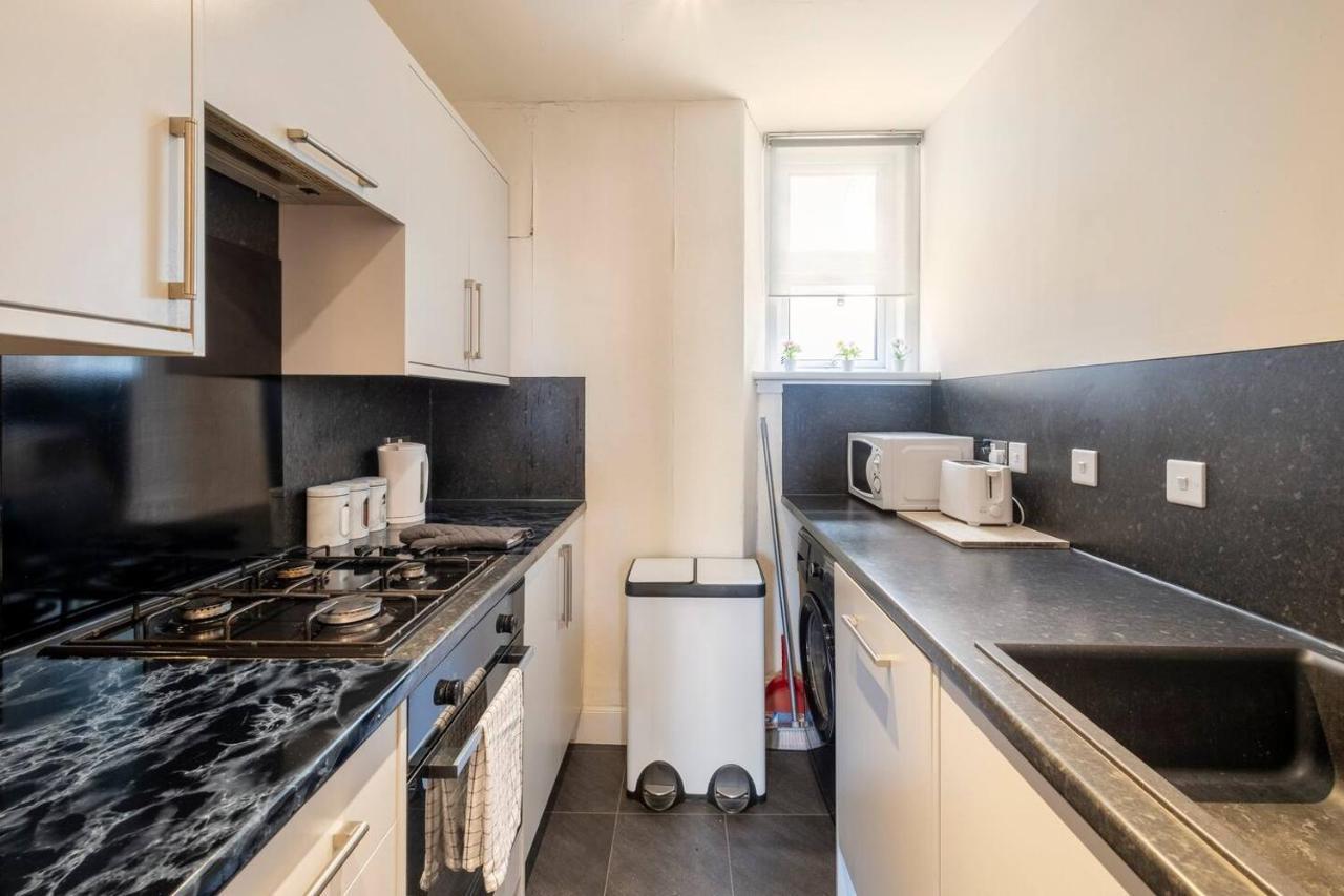2 Bed Central Ness Apart - May Court Inverness Ngoại thất bức ảnh
